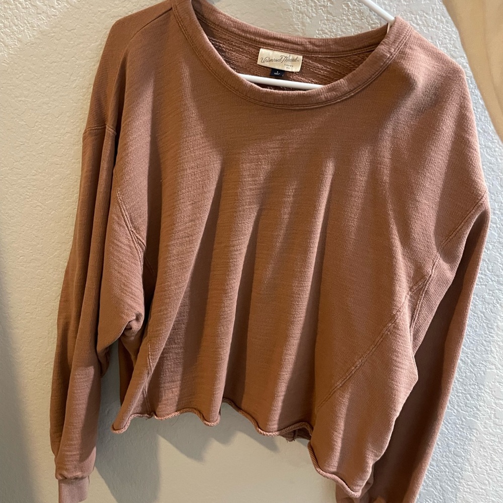 Universal Thread| Brown Cropped Sweatshirt| Woman’s